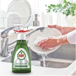 Fairy Spülmittel Spülschaum, Fettentfernung Mit 1x Drücken, 350 Ml -Hause Gemischtwaren Geschäft 5ba490088a701aee4cf2272ca8ae603d49915408 spuelmittel fairy spuelschaum